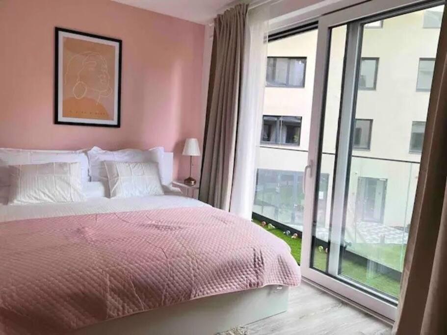 B104 - Liberty Bridge Lovely Home With Free Parking Budapest Extérieur photo