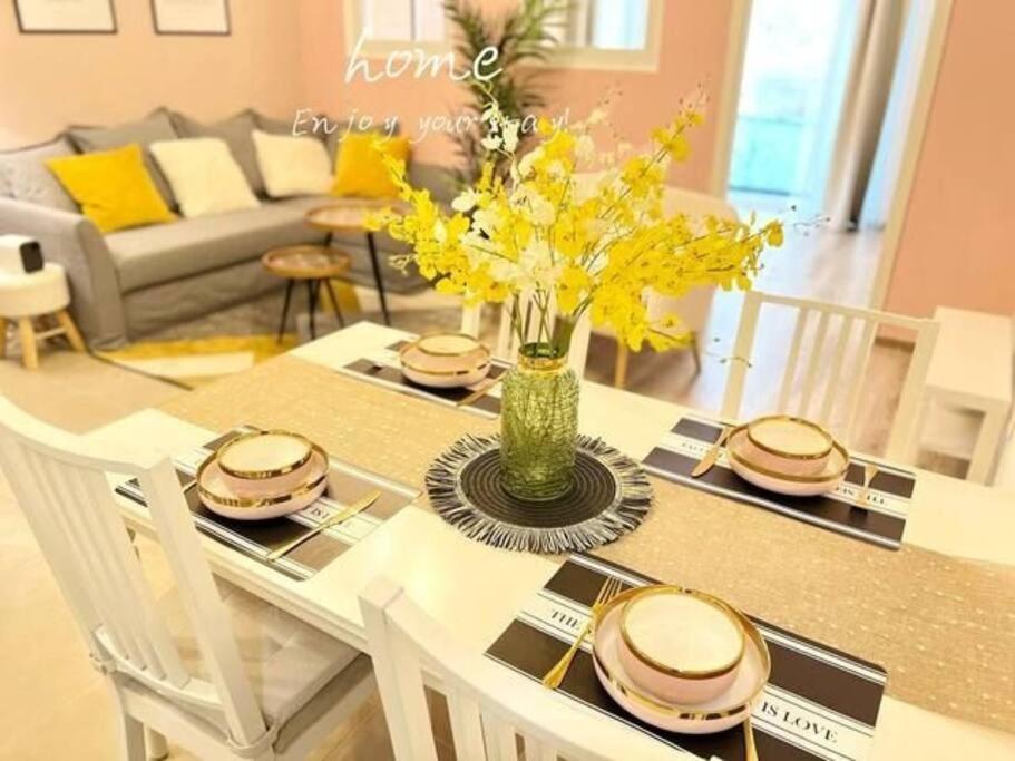 B104 - Liberty Bridge Lovely Home With Free Parking Budapest Extérieur photo