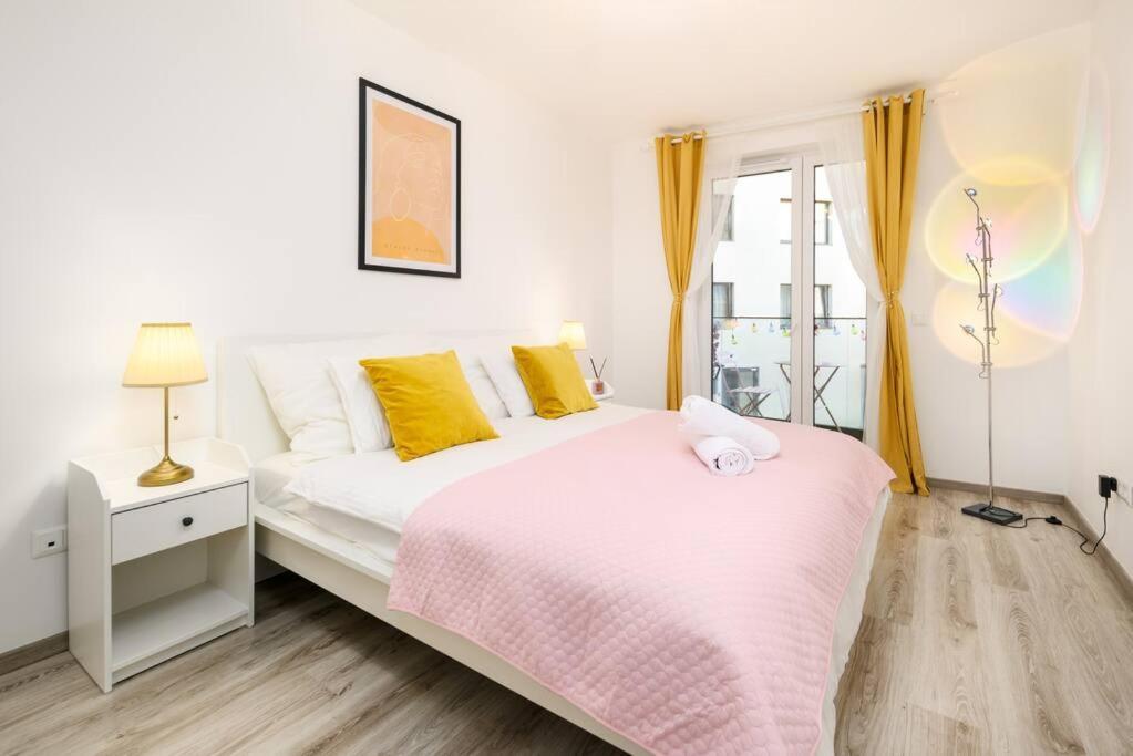 B104 - Liberty Bridge Lovely Home With Free Parking Budapest Extérieur photo