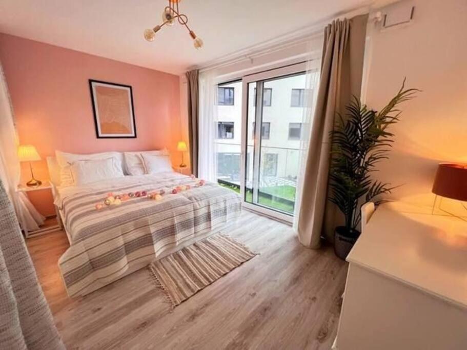 B104 - Liberty Bridge Lovely Home With Free Parking Budapest Extérieur photo